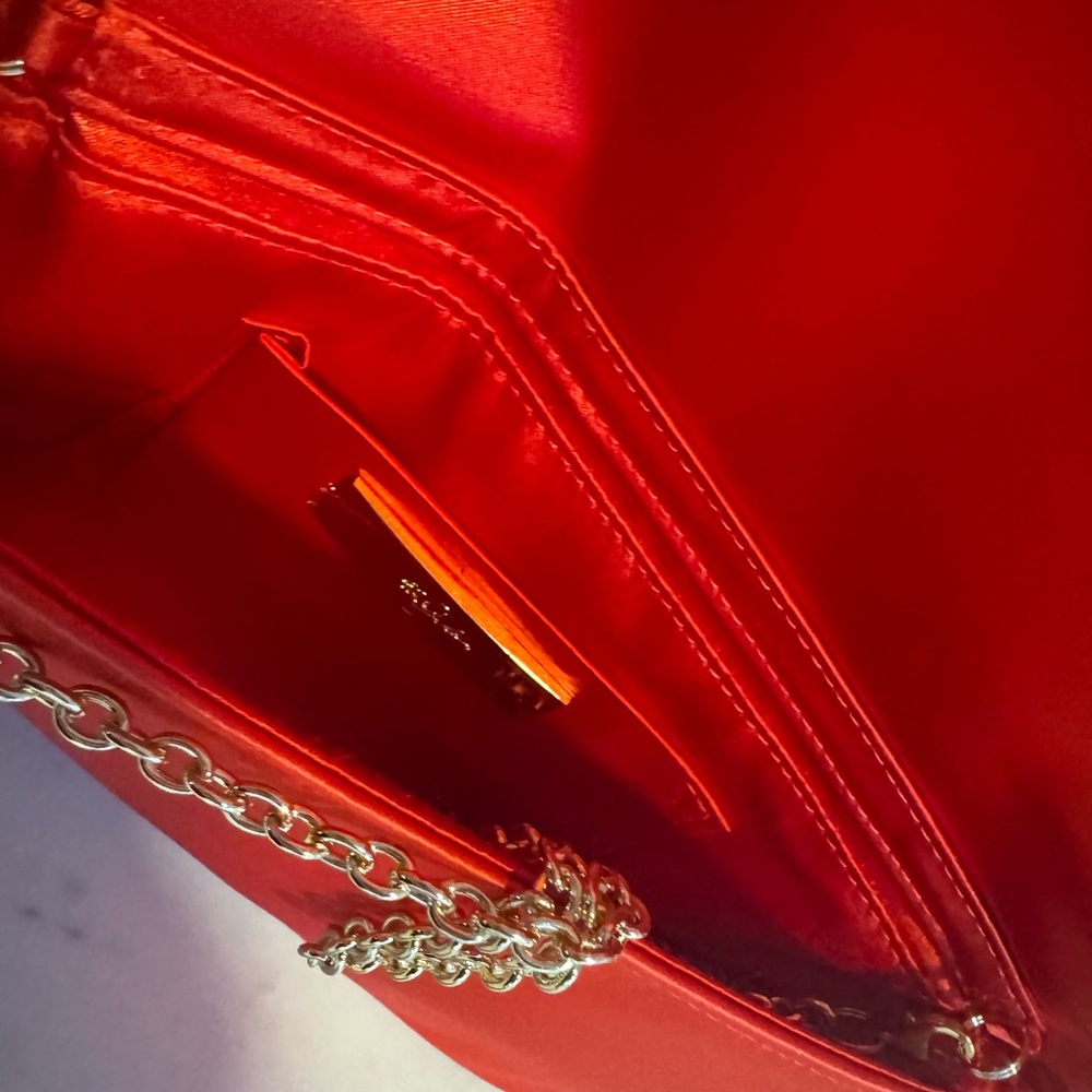 Elegant Red Satin Rose Clutch - Picture 4 of 4